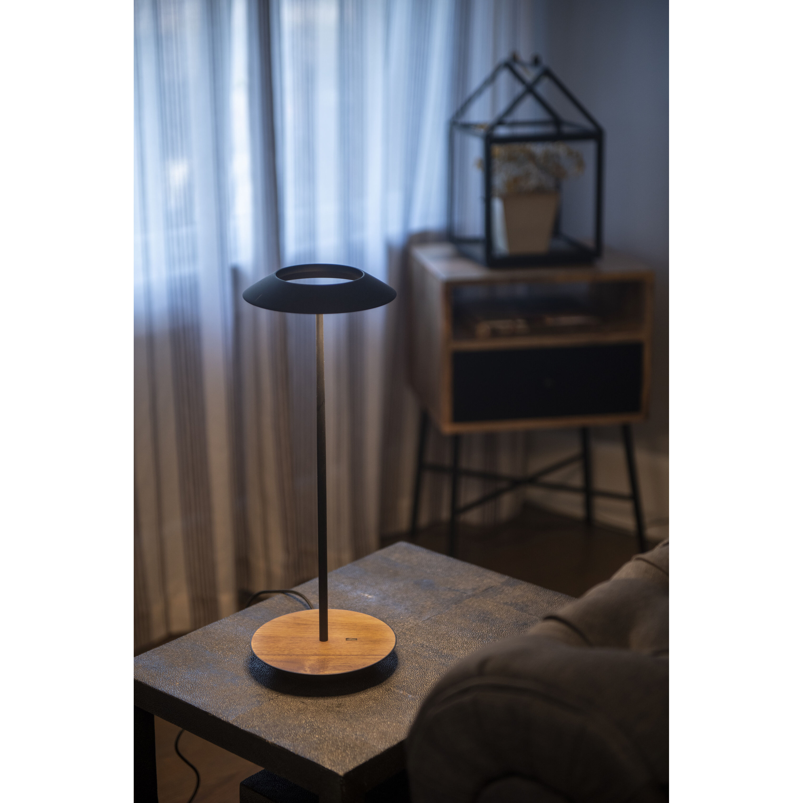 Royyo 17.4 inch 11.00 watt Matte White with Honeydew Felt Desk Lamp Portable Light